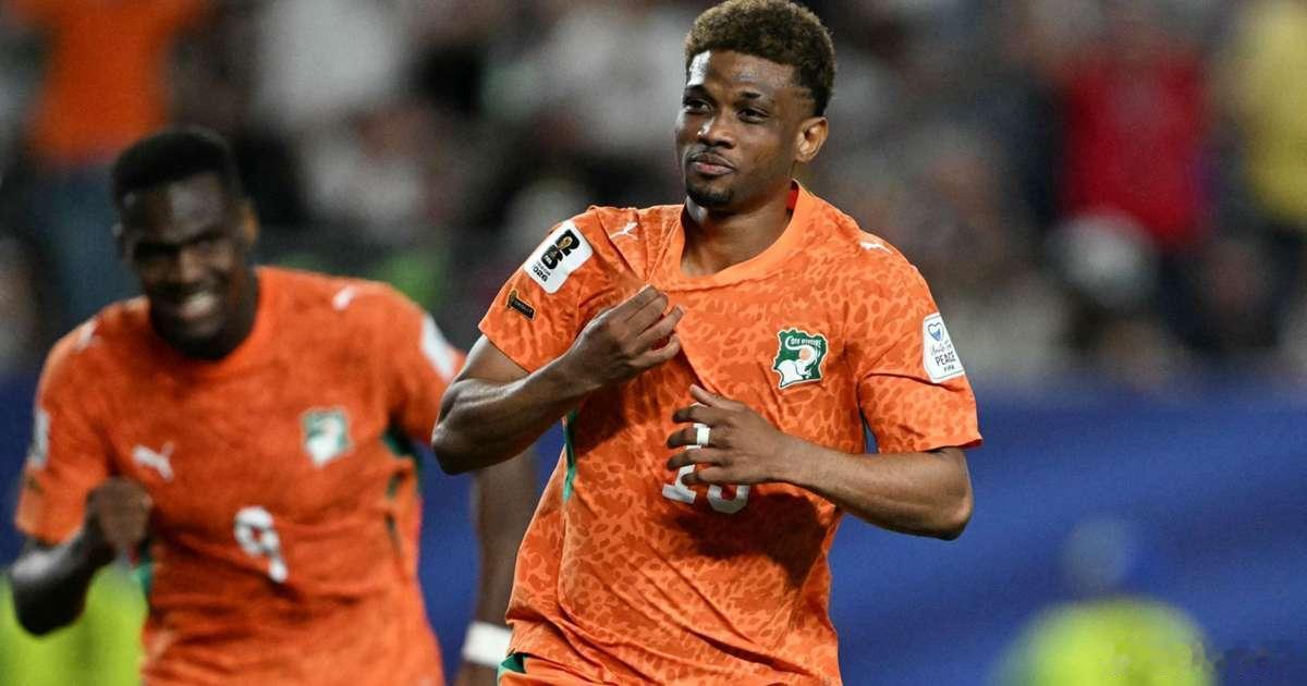 科特迪瓦1-0厄瓜多尔：替补奇兵阿马德补时绝杀，E组焦点战分出胜负2026年世界