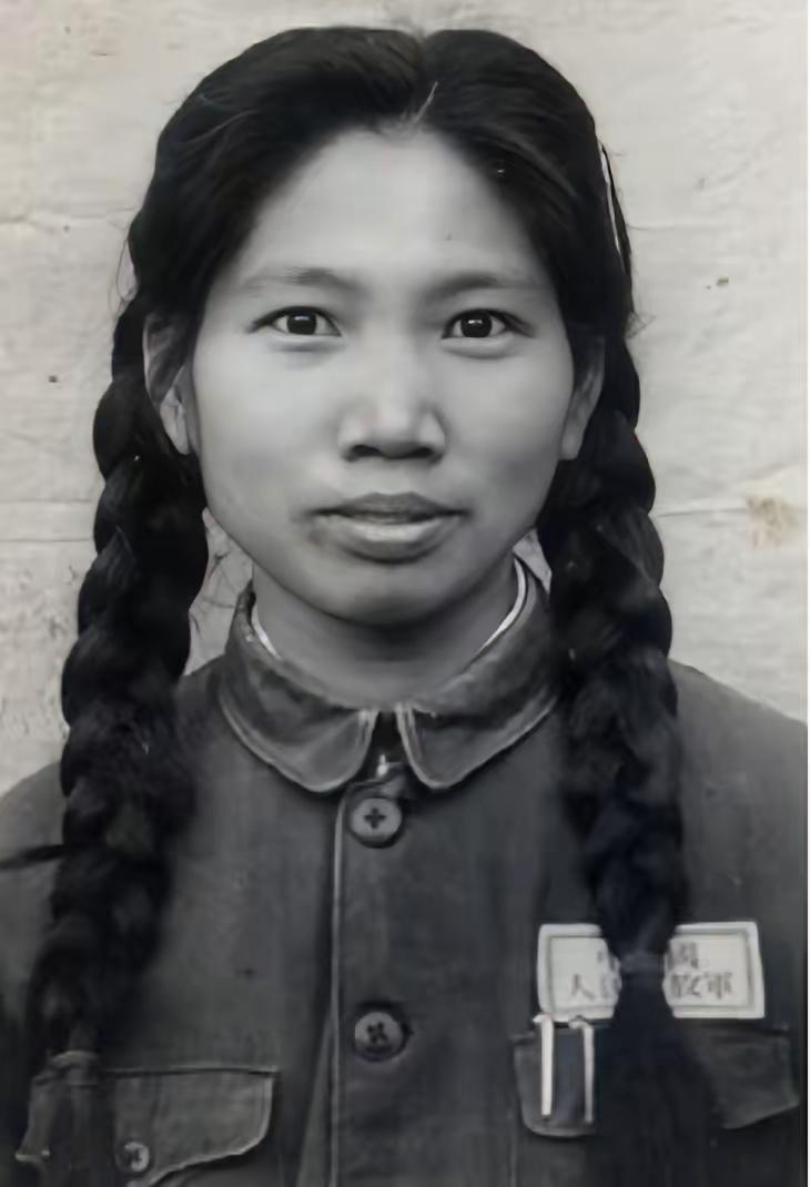 李俊建，湖南人，1950年参加革命，开始在县大队，1951年1月由县大队调至长沙