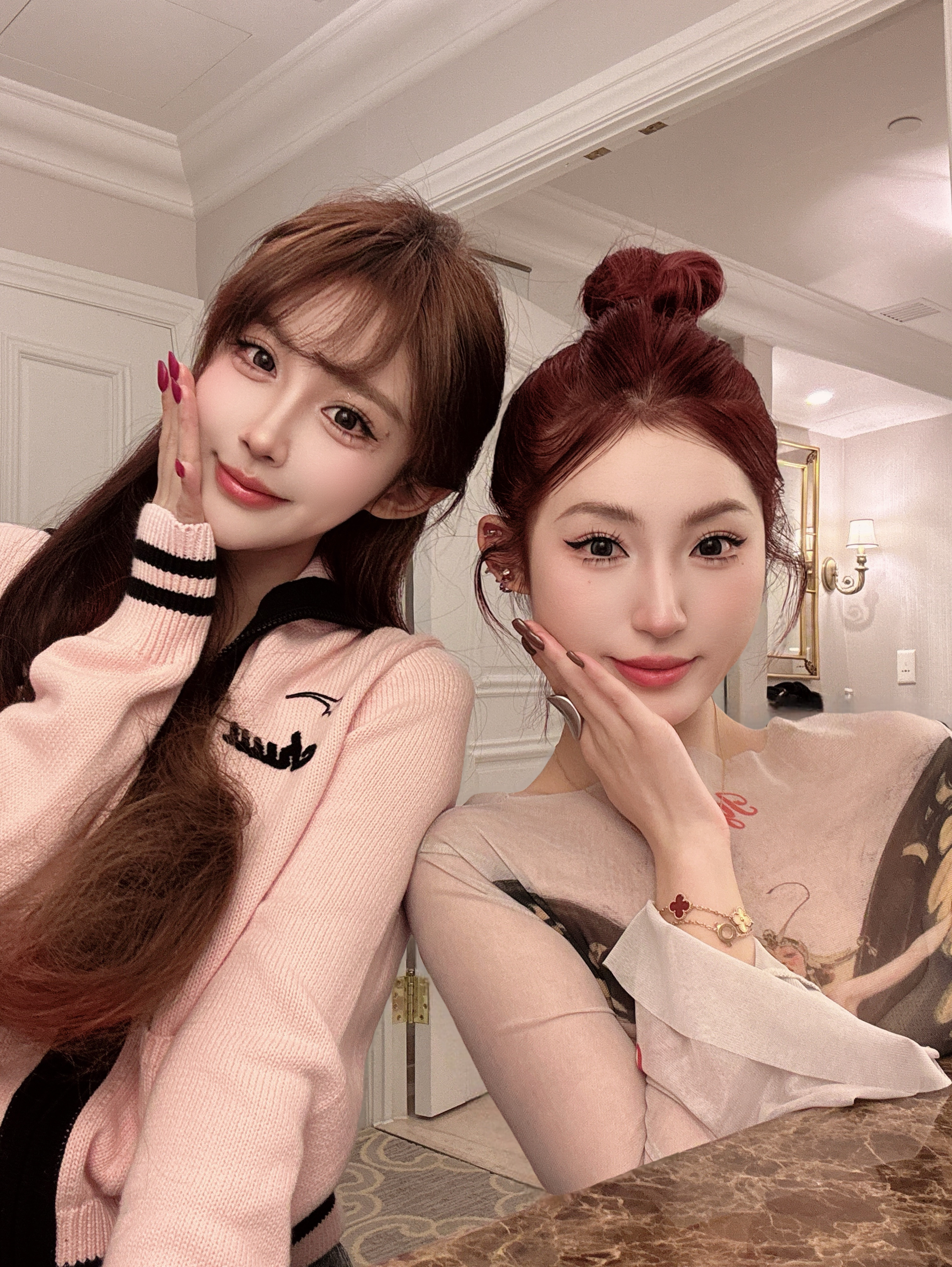 是谁晚上不睡觉就乐意发点自拍啊🤳Oh素我Ps：一个160和172的真实写照……