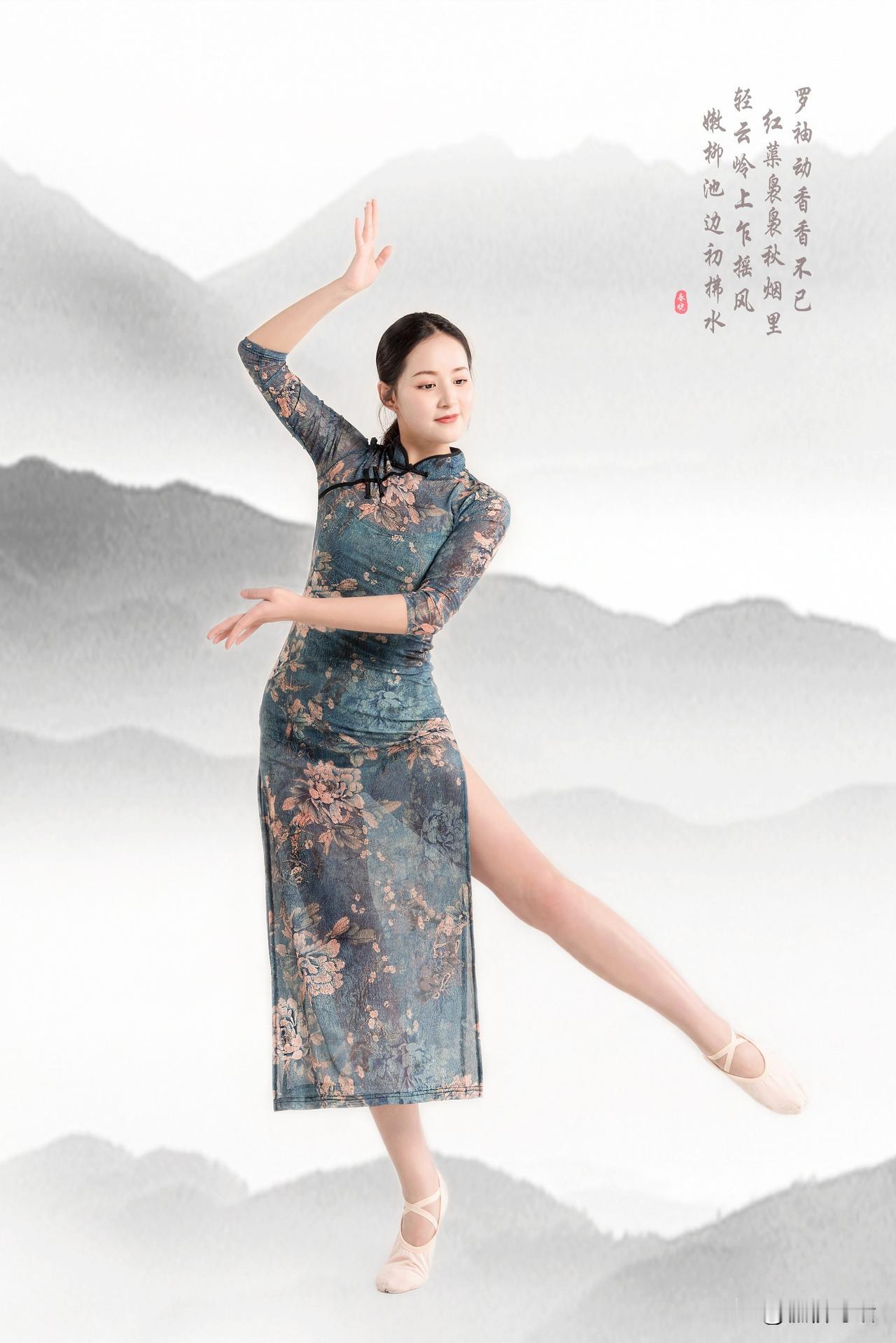 #探讨对联的独特魅力#
对联，也称"楹联"、"楹贴"、"对子"，是悬挂或粘贴在壁