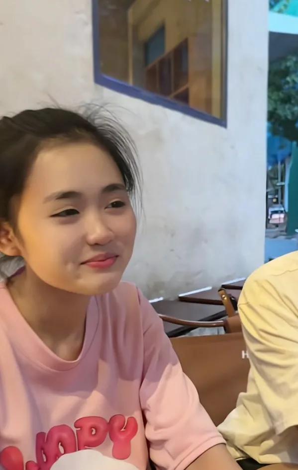 我广东湛江兄弟上个月去越南花了20万在越南娶老婆，在他们当地也办理结婚了，登记了