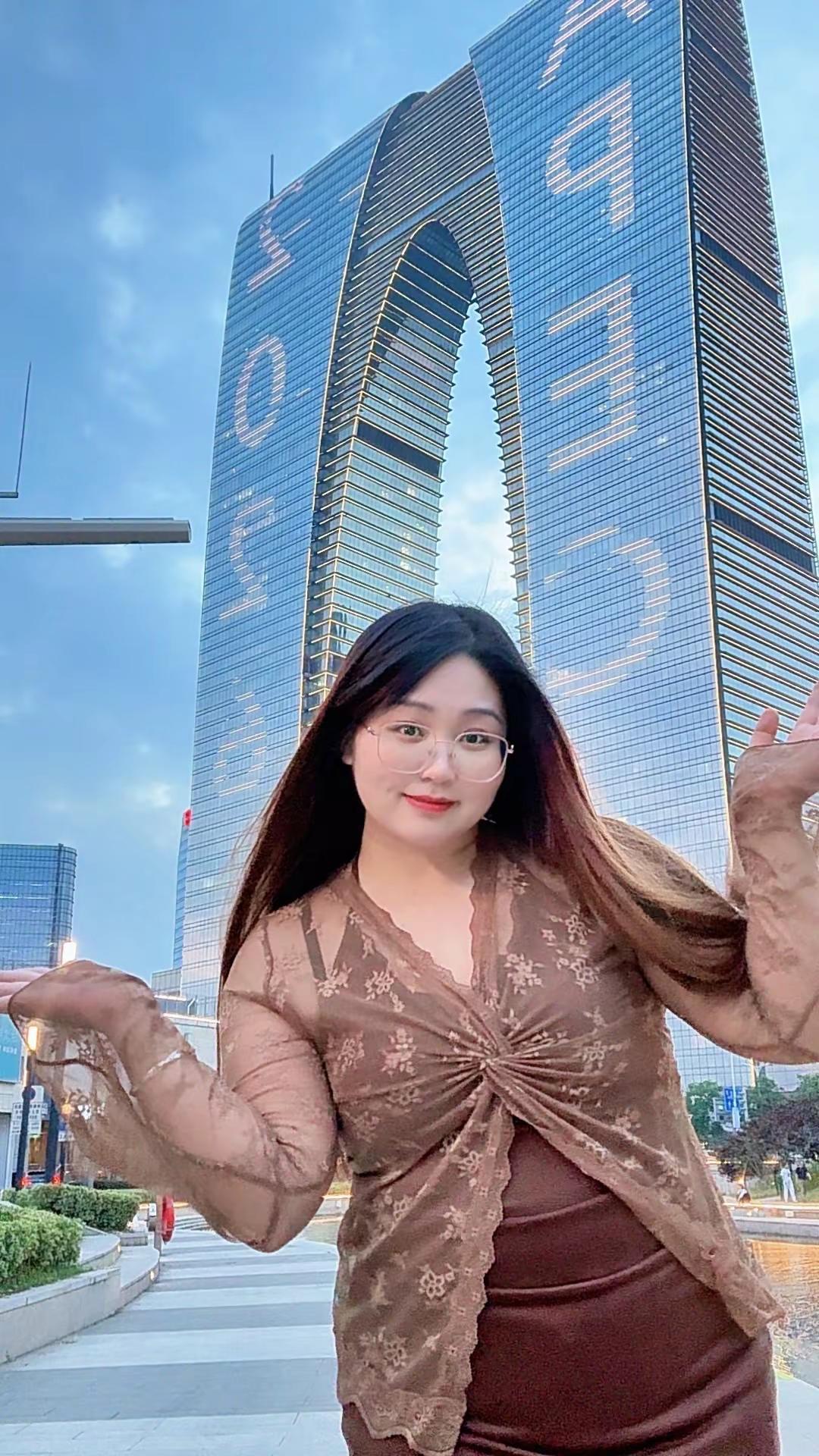 有没有发现什么？微胖女生 甜妹 大码女装 肉肉女生
