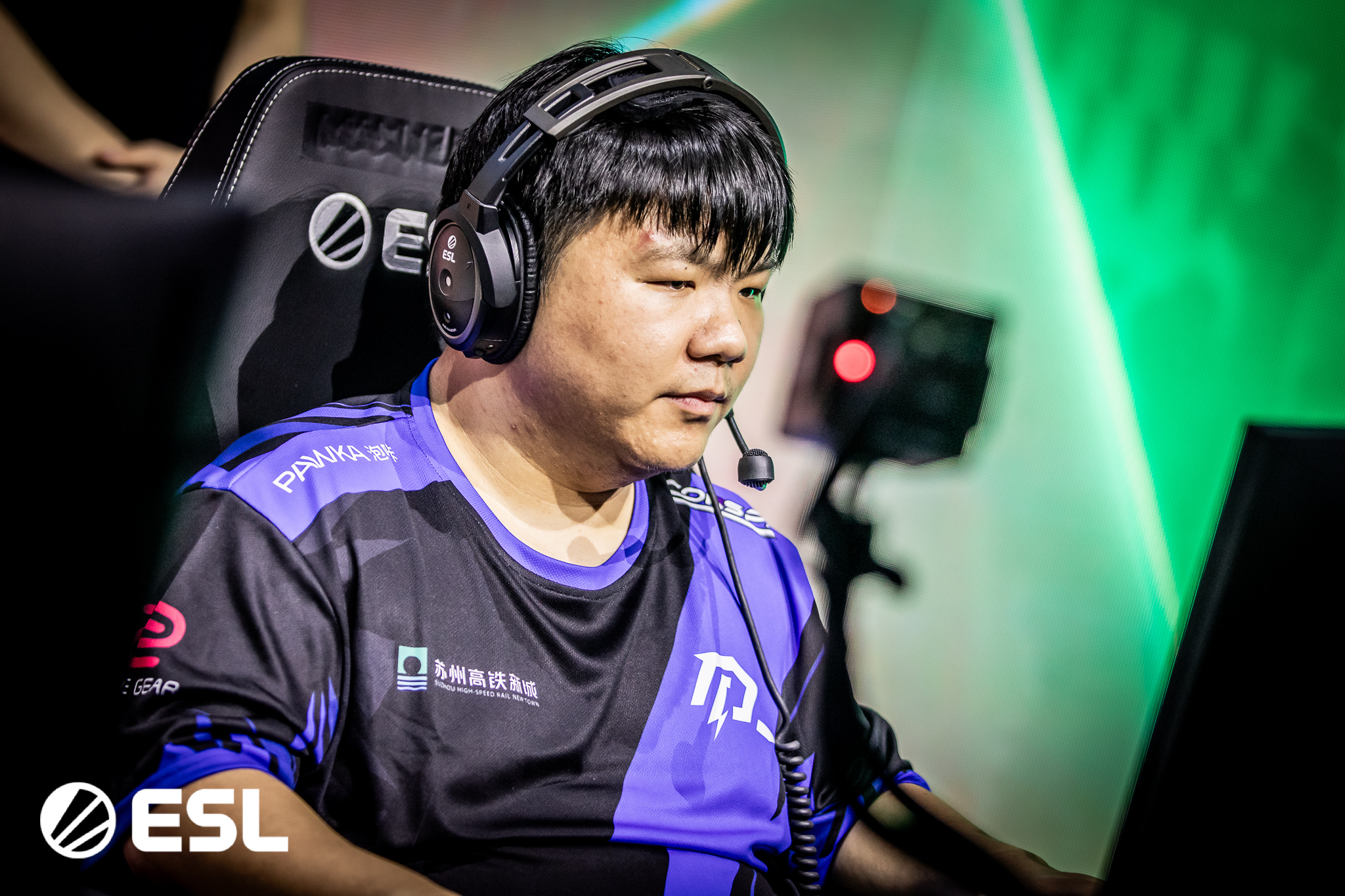 #dota2##ESLONE吉隆坡站# 找了些外网上AR冠军的照片给大家看看[爱