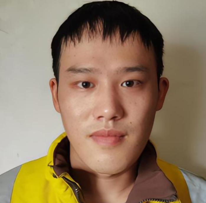 2018年，浙江杭州，21岁外卖小哥接到一订单，订单上备注：别放门外，请敲门送进