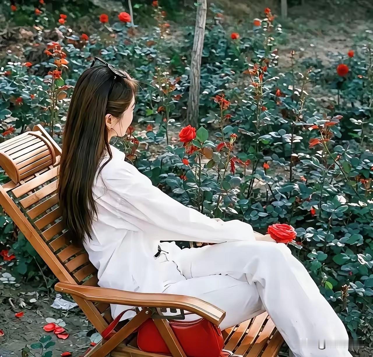 女儿说不想结婚，我说：“我尊重你，从现在开始我就可以躺平了，但是你从现在起要开始