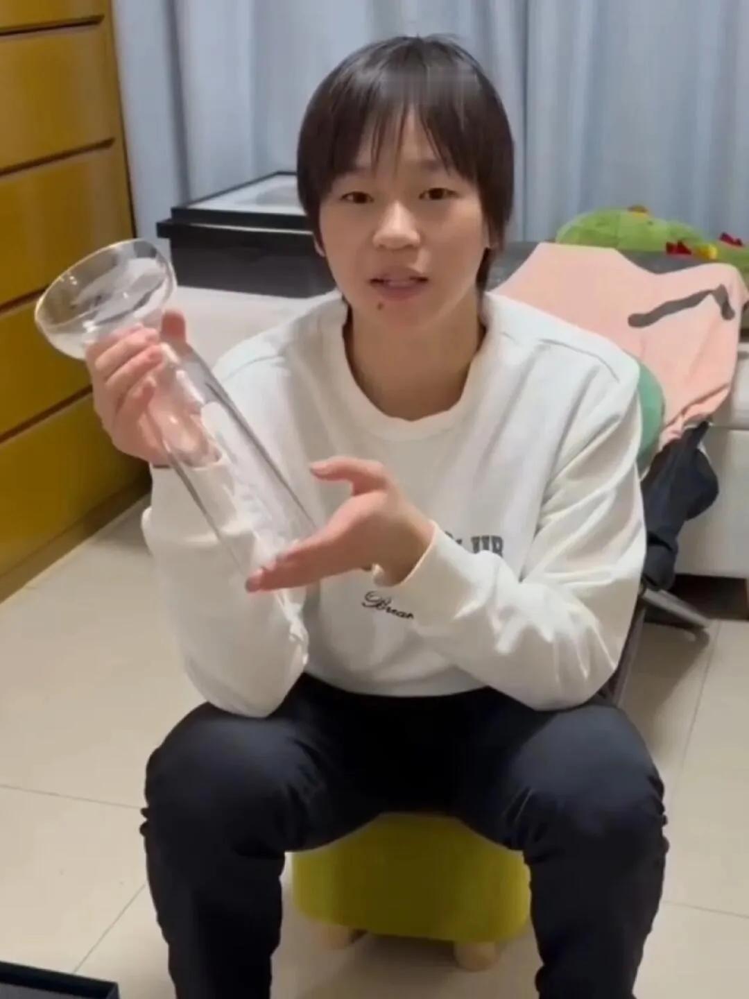 恭喜全红婵，世界第一就是值得，实至名归！
全红婵太牛了，获得世界泳联最佳女子跳水