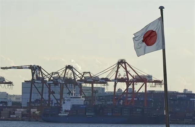 重演珍珠港？中国对日本进行空前制裁禁运后，日本直接陷入沉默。我国最高商务单位宣布