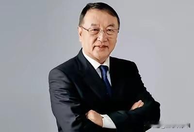 柳传志说，好企业家是什么样子的？玩了命的要赢，玩了命的不达目的，绝不罢休。所以作