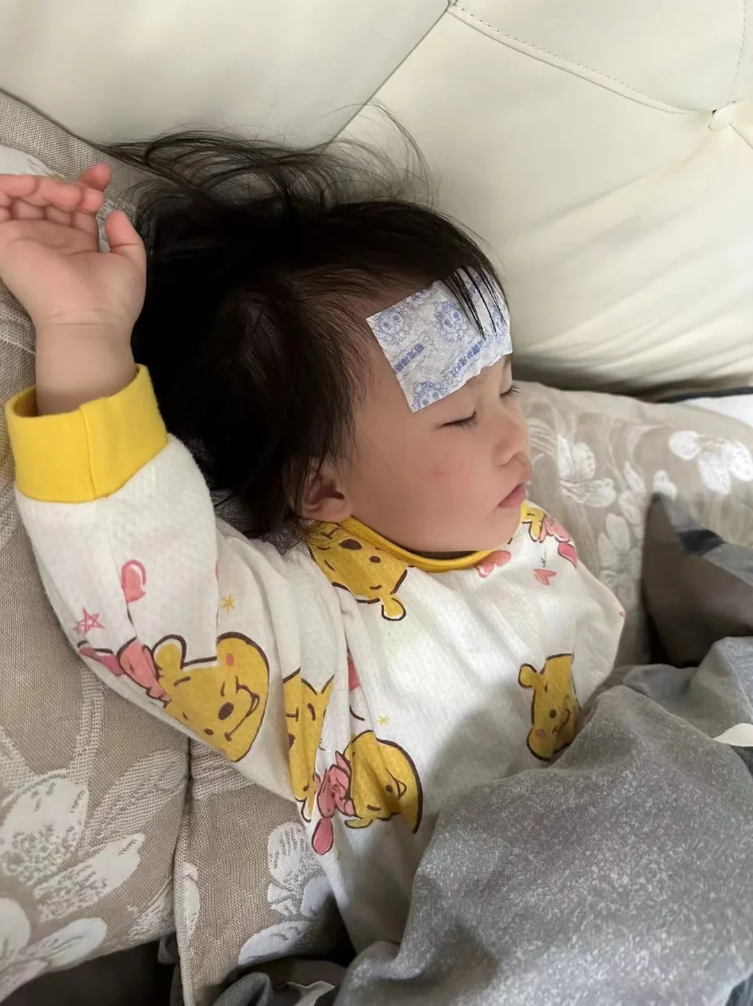 难受的娃奔溃的妈😭流感🦠快退下~