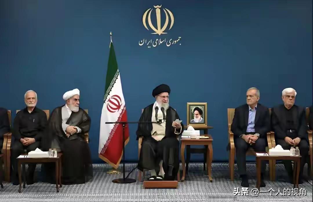 现在看来，伊朗最大的战略错误就是当初放任叙利亚沦陷、巴沙尔垮台。

以前以色列不