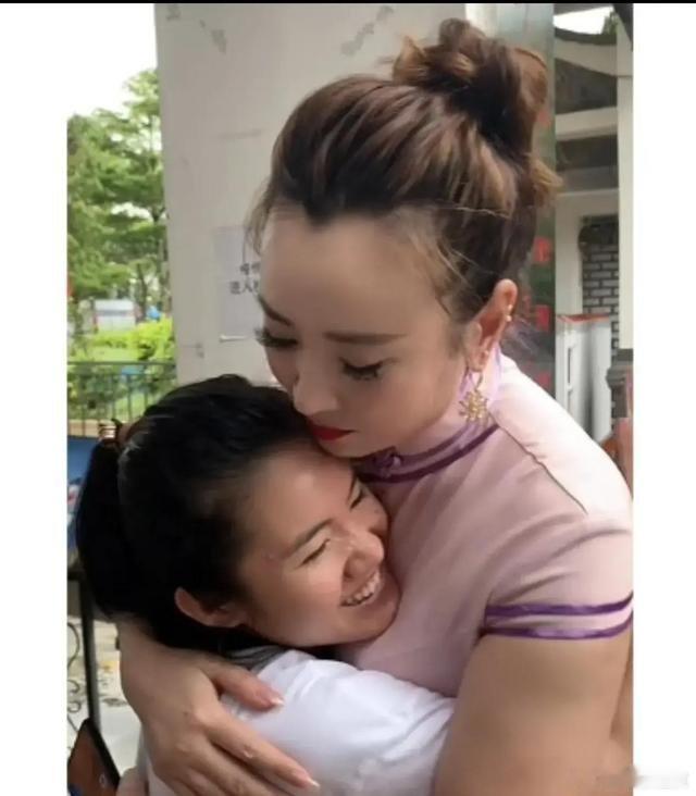李勒优回应一段被镜头捧红的亲情，最后最先碎的，往往不是感情，而是“别人觉得你该怎