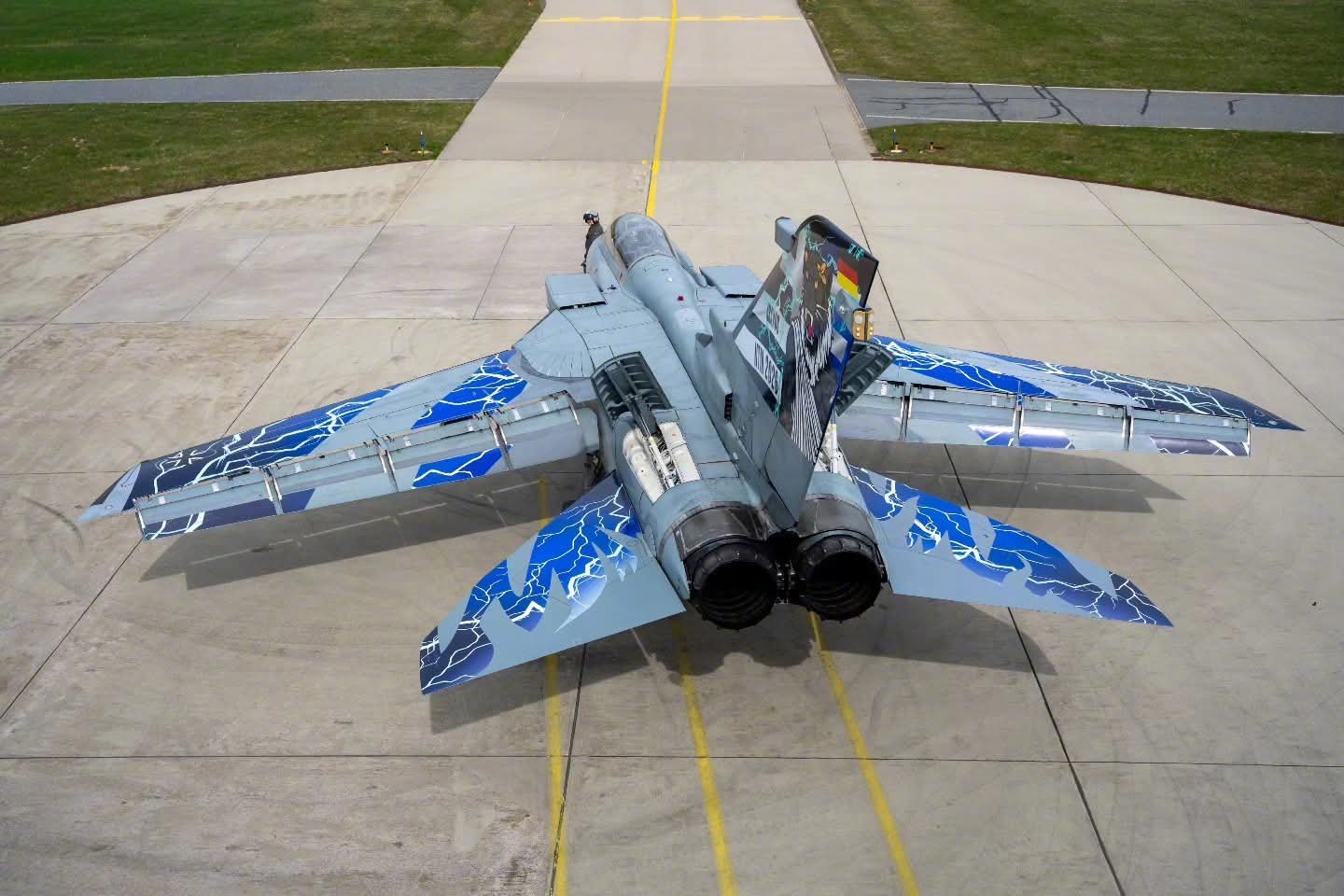 航空君航空科普 德国空军51中队的今年老虎会特殊涂装，德国人对老虎会还是比较重视