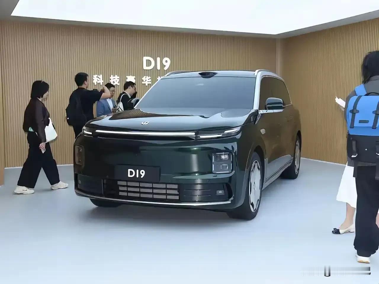 “别装了，你根本不爱开车。”

承认吧——每天堵在高架上的时候，你是不是也在想：
