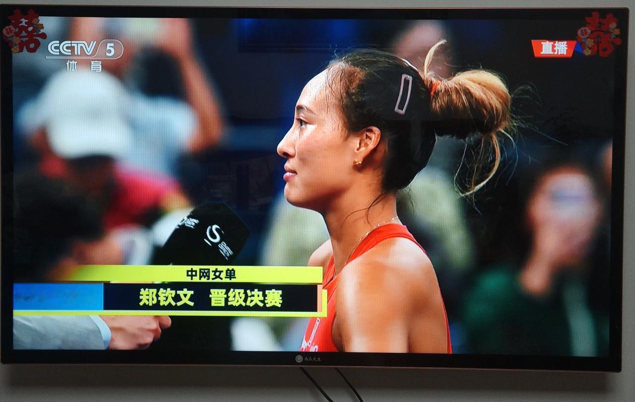 今天文文的整体状态相当不错，直落两盘2-0击败13号种子顺利杀进决赛了！真的太厉