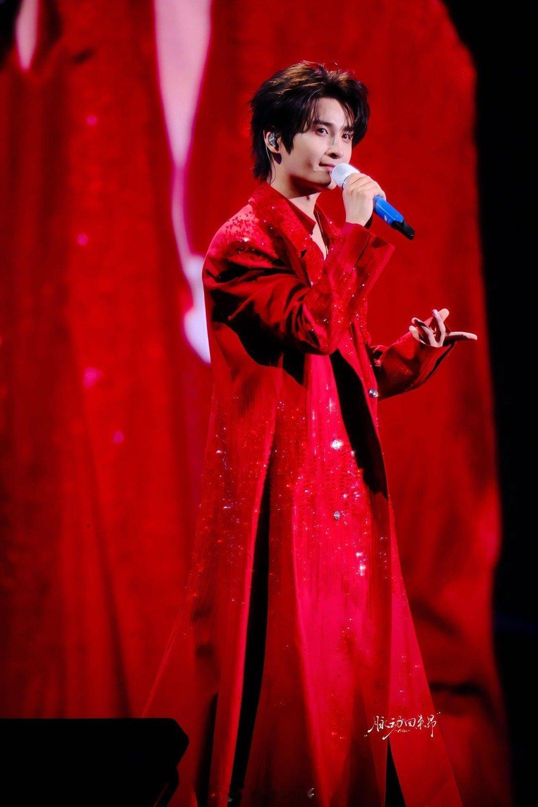 张远粤语遗珠 张远说粤语绕口令，正确率成谜声音却超洪亮，全靠小春哥智霖哥溺爱“放