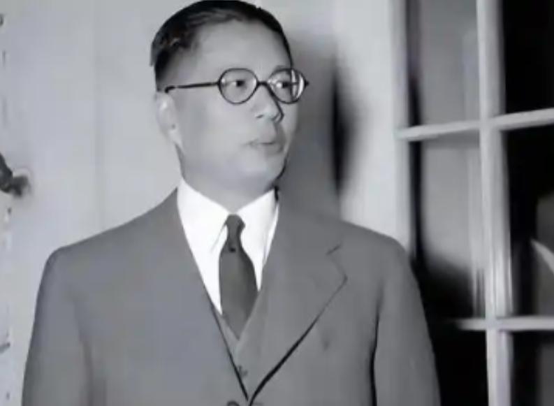 1933年，据史料记载，蒋介石斥责宋子文："要不是因为你，剿共早就成功了！"宋子
