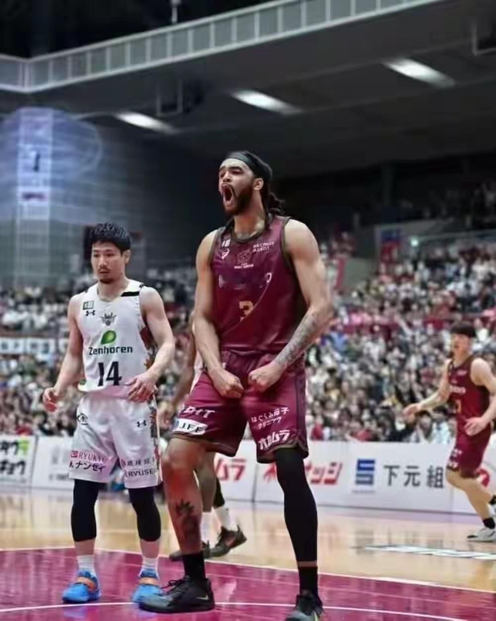 关于山东男篮第四外援琼斯的情况，他会在2月8日下午落地济南，力争10日之前完成注