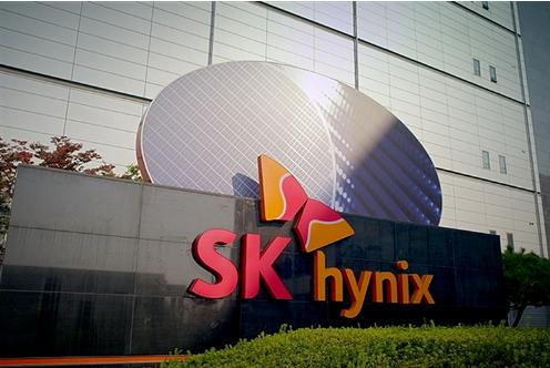 现在美国日本韩国的股市涨疯了，天天在创新高，你说这是他们经济过热？那肯定不是，实