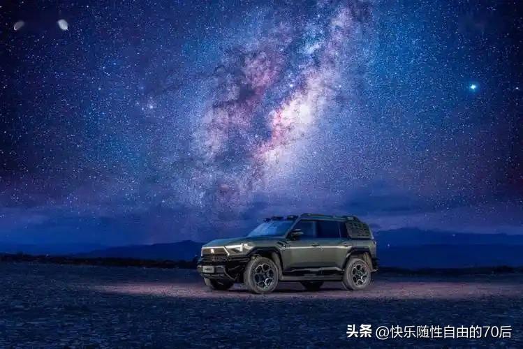 说到“越野”就不得不说到它的整体设计，不同于市面很多“方盒子”SUV车型那份造型