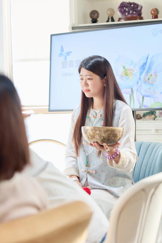 那个一直走在自己路上的女孩她怎么样了？