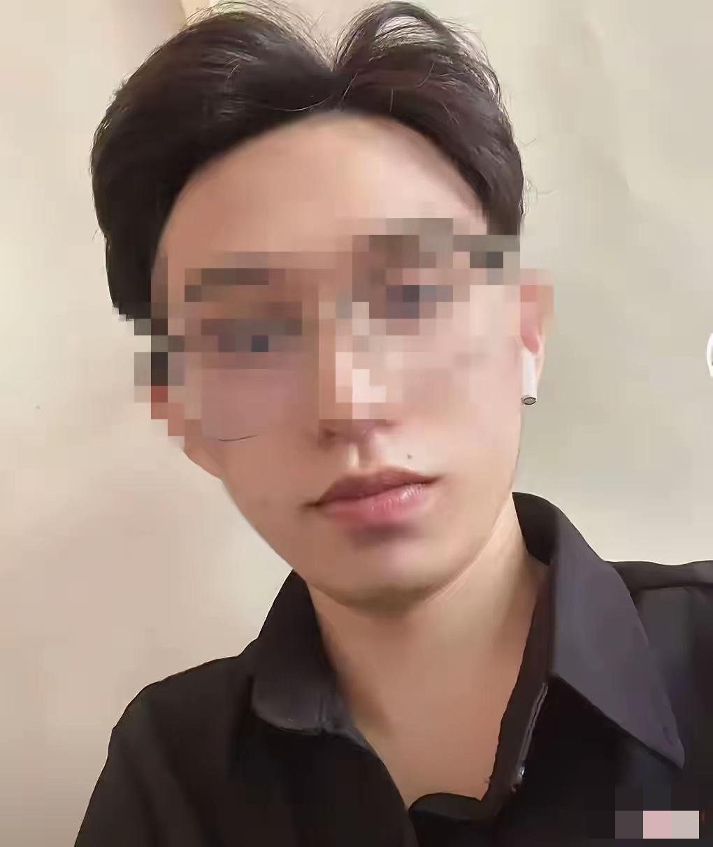 贵州26岁男子王铭于25年12月28凌晨离家，6时从一座桥上跳了下去，打捞上来时