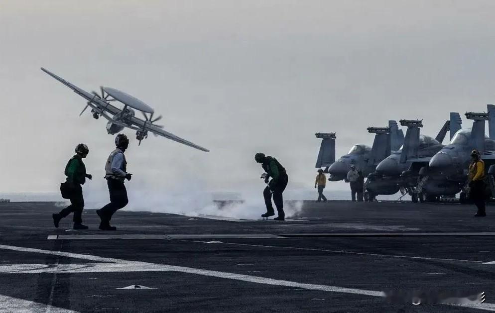 联合早报今天发文说：“可以预期，美国2026年初的系列战略出击将对中国的战略环境