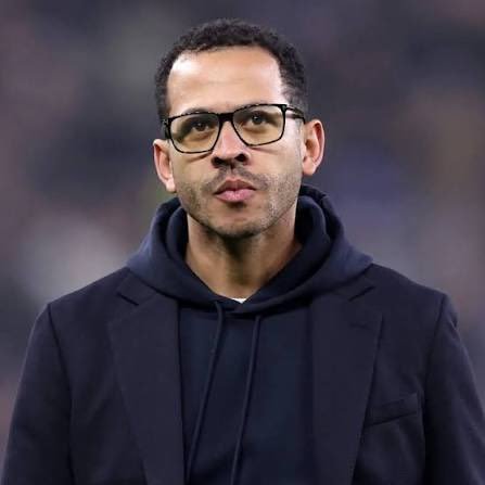 【输球连穿衣风格都要被批评】切尔西博主Rory Jennings：切尔西有史以来