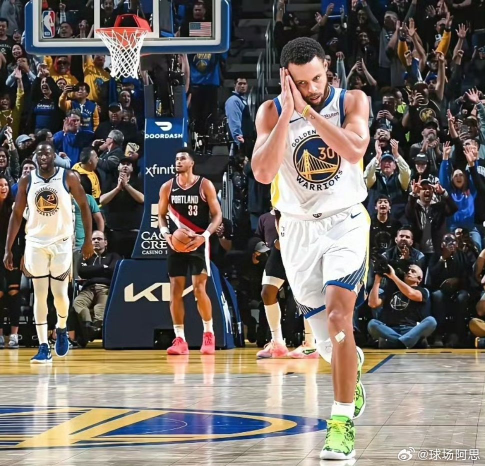 名记Slater爆料：库里或明年退役！库里因膝盖伤势已缺席勇士多场比赛，长期无球