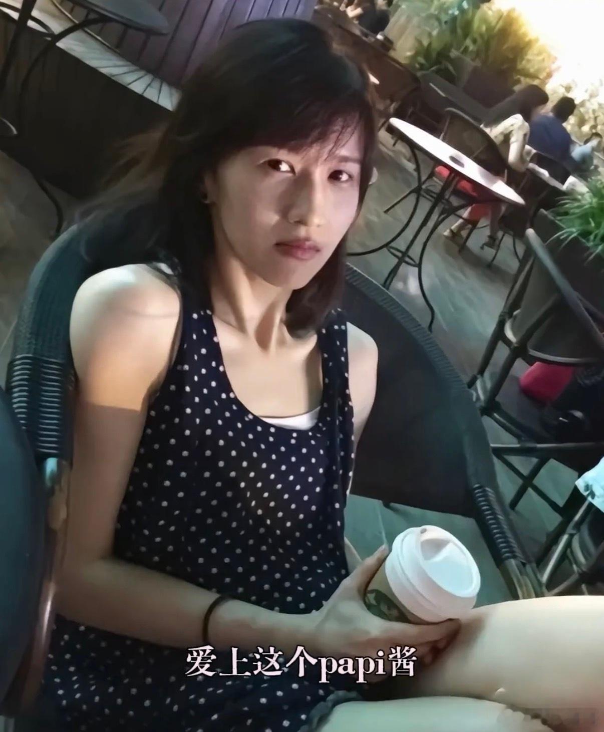 papi酱迎来事业第n春papi酱这波直接鲨疯了！新视频百万赞刷屏，清醒通透到骨
