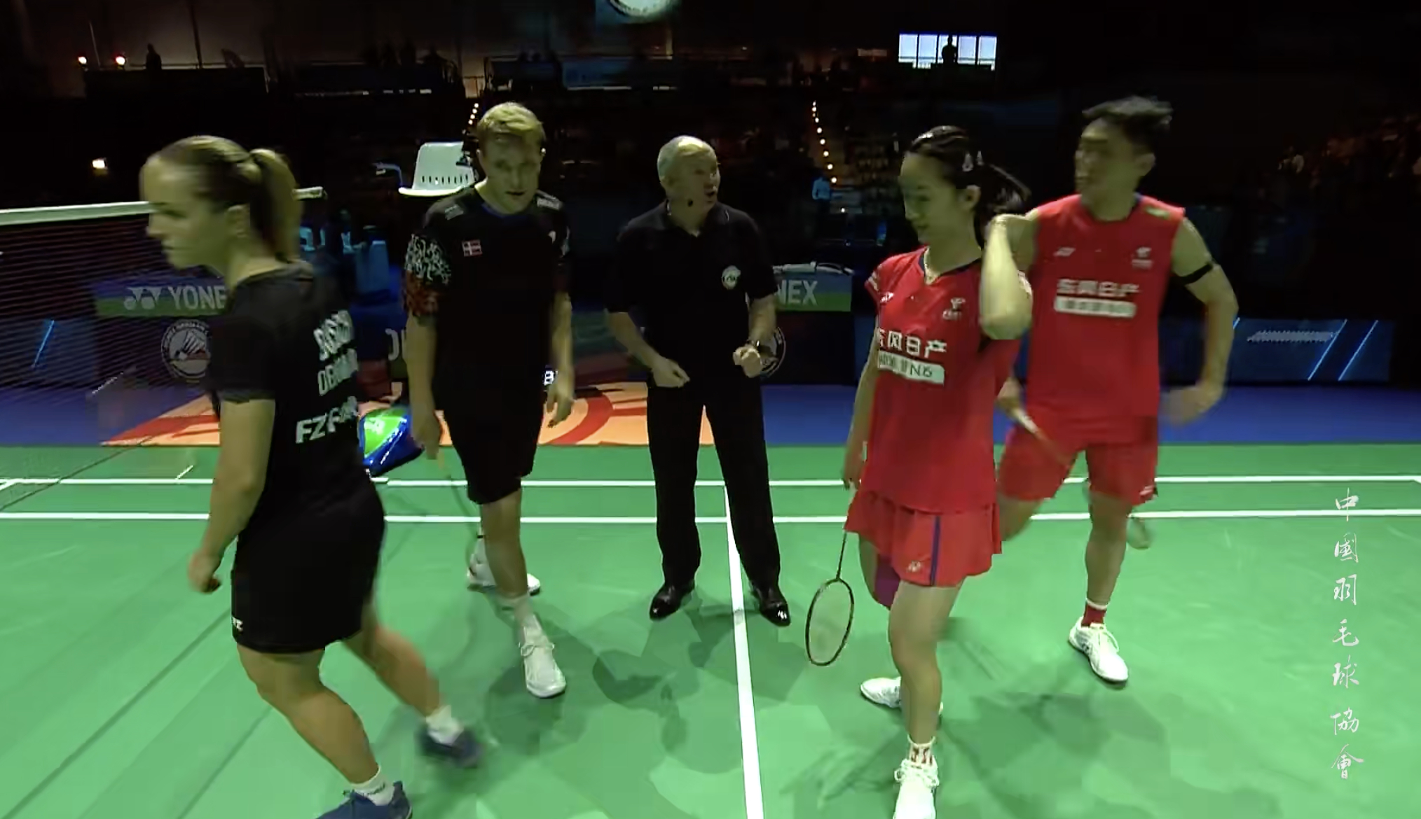 混双决赛马上开始：程星/张驰🇨🇳 vs 🇩🇰麦斯/布施中国羽毛球队202