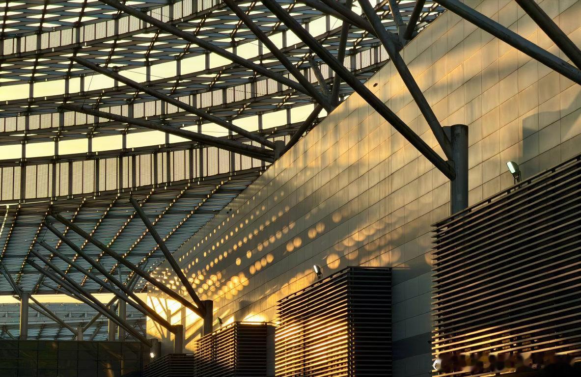 今晚看风云T9L上市发布，外观设计在线，内饰宽大舒适，期待试驾风云t9l米帅试车