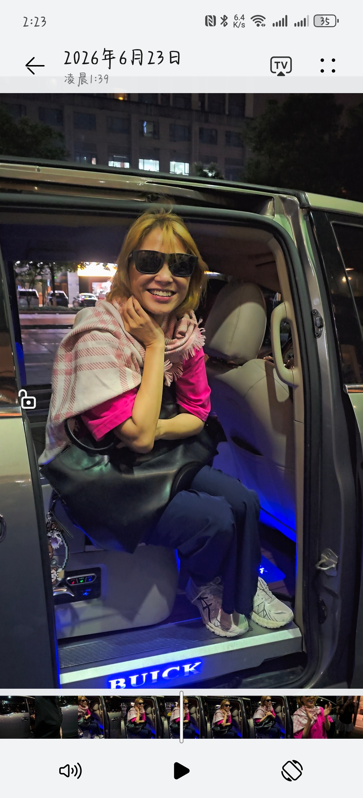 要爱李心洁一辈子