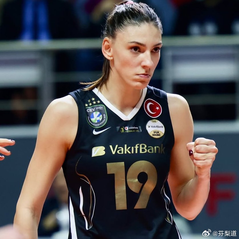 国际排坛动态博斯科维奇博斯科维奇谈欧冠女排联赛对阵米兰 我们知道这将是一场艰难的