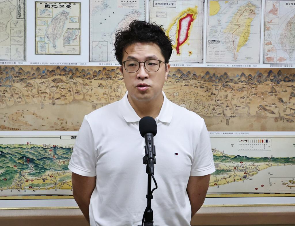 沈伯洋“万芳变医学中心”是假消息？粉专PO片打脸绿营
民进党台北市长参选人沈伯洋