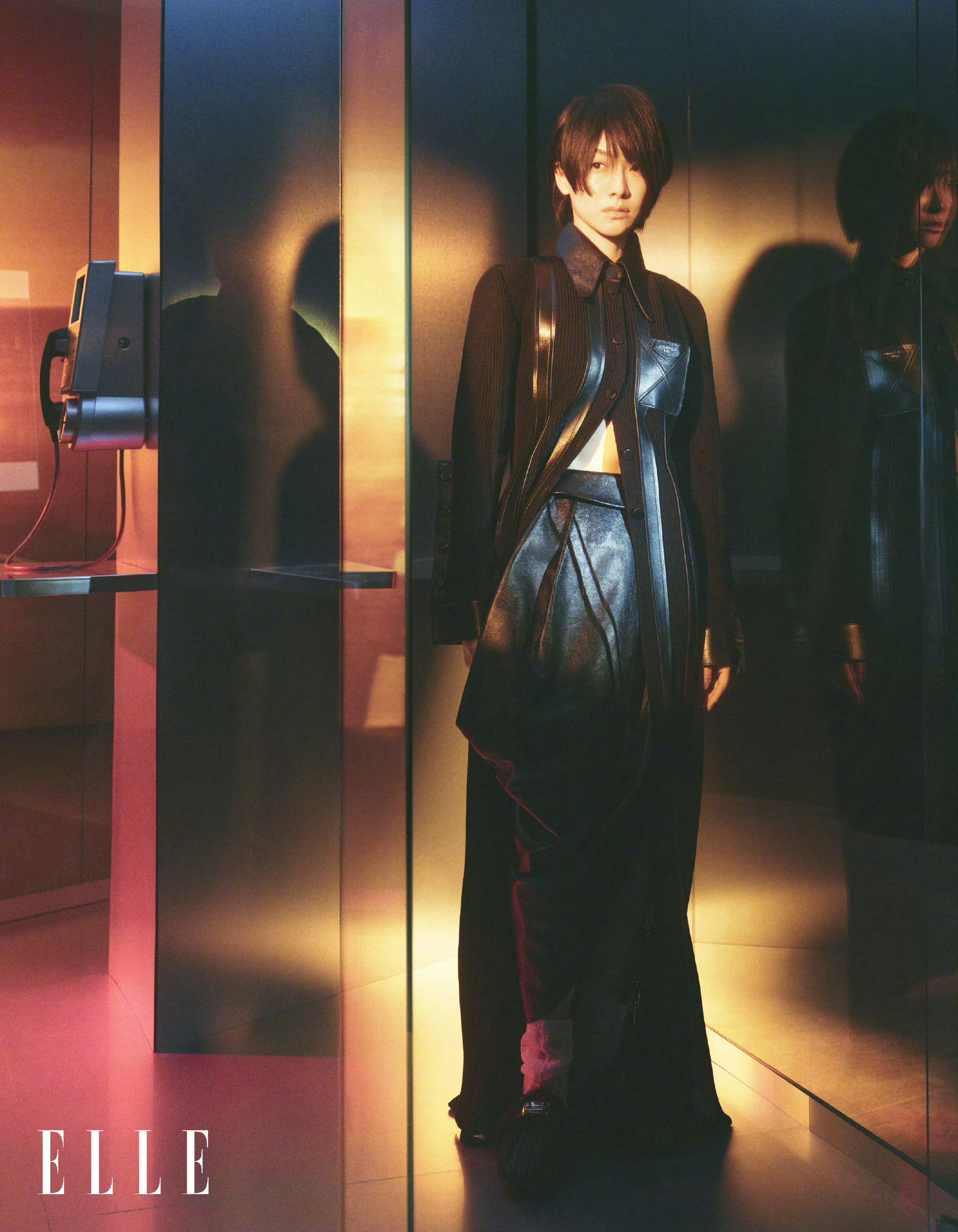 宋茜 ELLE四月刊封面人物，烟熏超短发造型，个性鲜明的LV女郎！ELLE四月刊