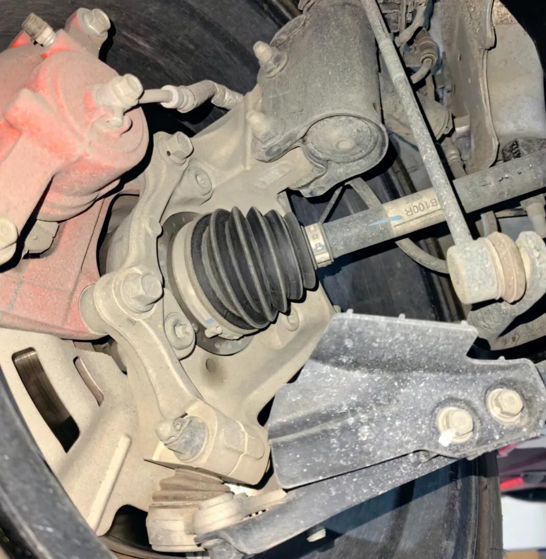 现代伊兰特N下赛道为啥能这么快？看看伊兰特N的IDA一体式驱动桥就知道，而且原厂