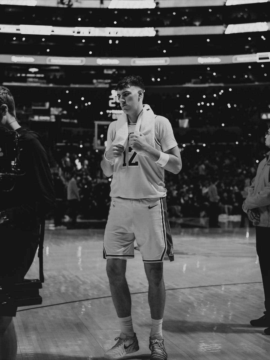 拉拉维亚更新ins ：“Life lately💆🏻♂️”杰克·拉拉维亚洛杉矶