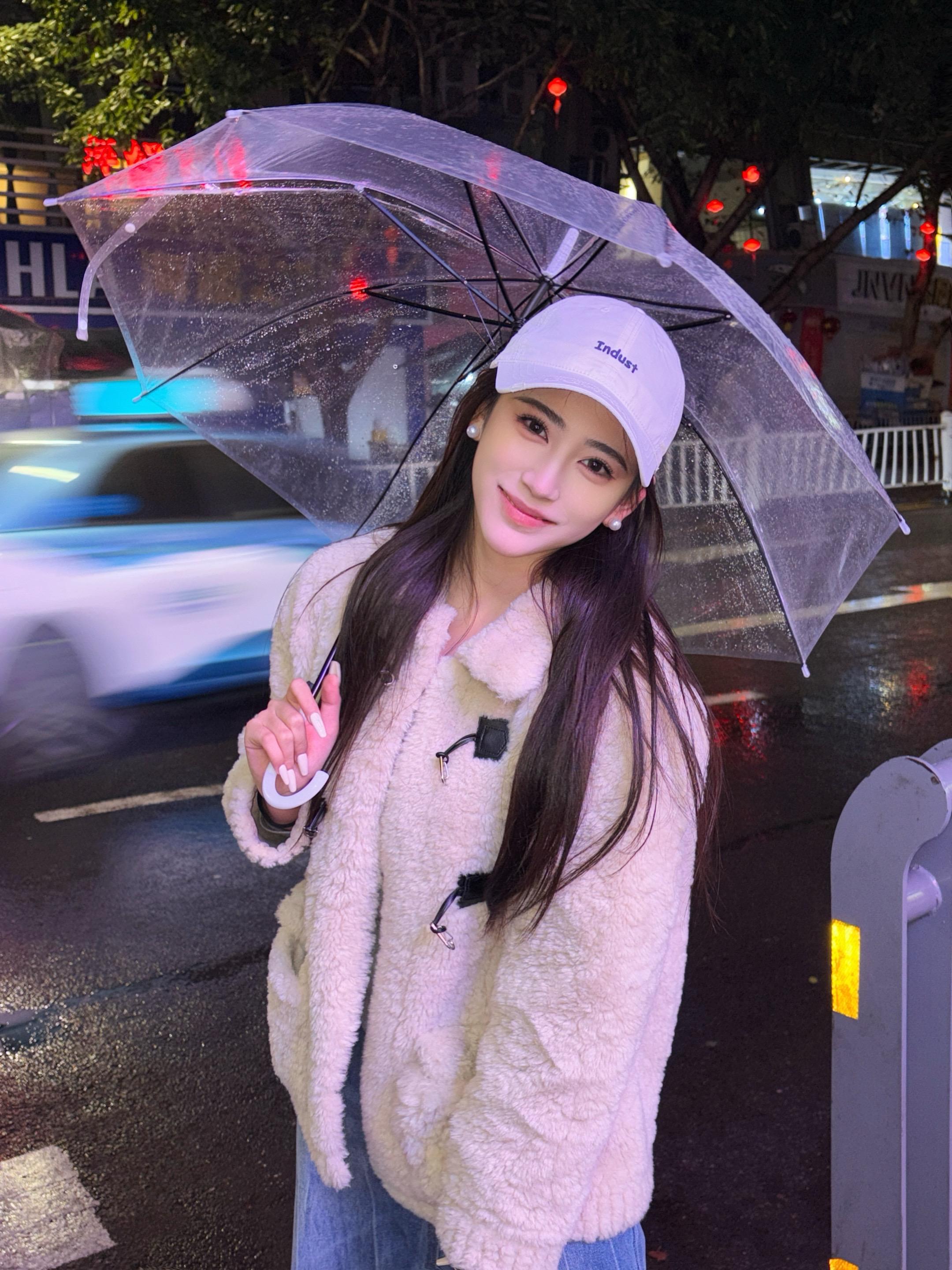 消失的☔️天 我好想再淋一遍。