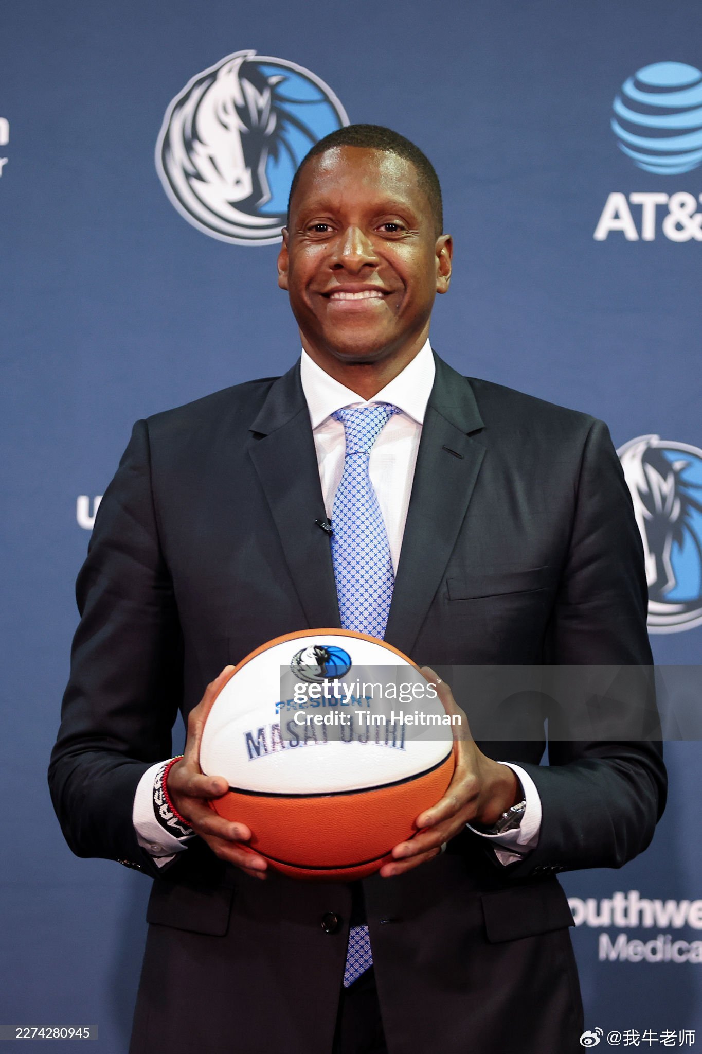 MFFL 来自Shams的消息。乌杰里一上任就想彻底扭转球队文化，给整个管理层来