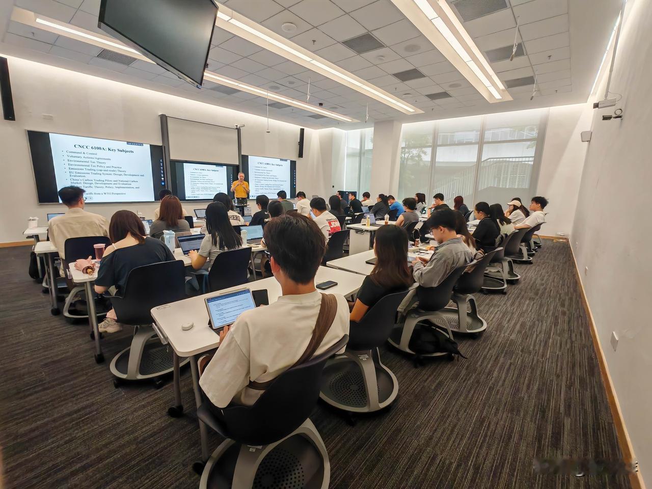 香港科技大学广州港科大（广州）