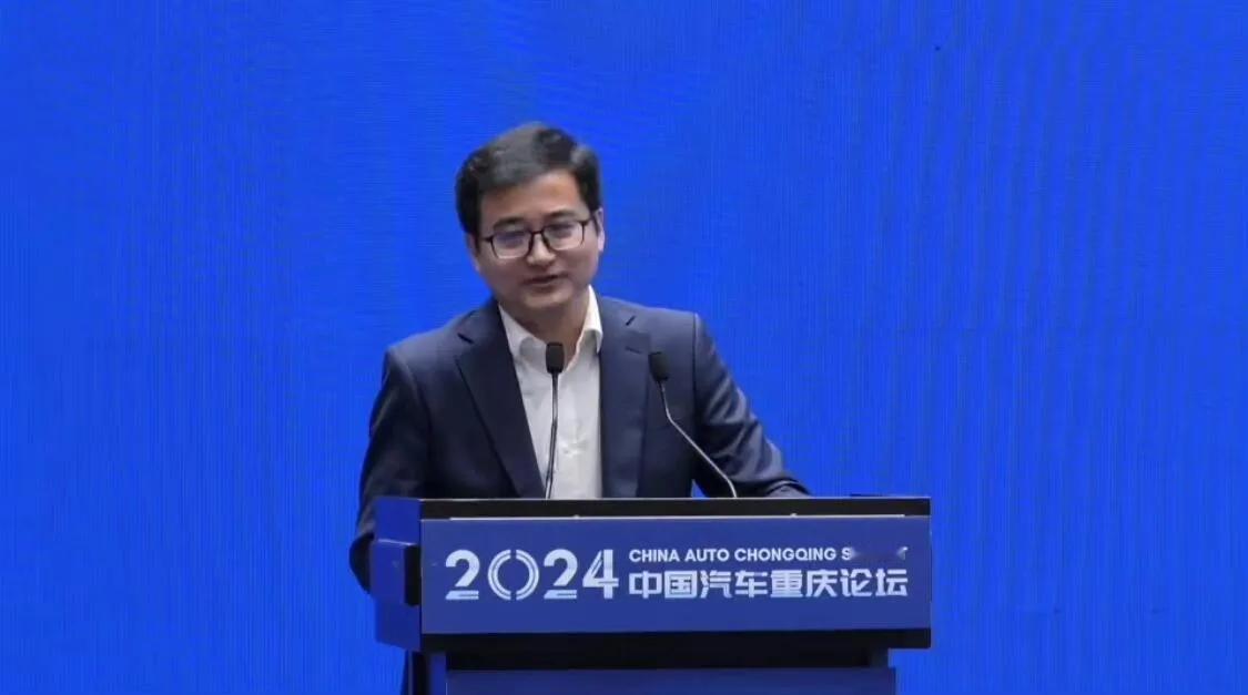 高度不一样，不放狠话胜过狠话

看了下比亚迪王总和云飞总在重庆论坛上的发言，觉得