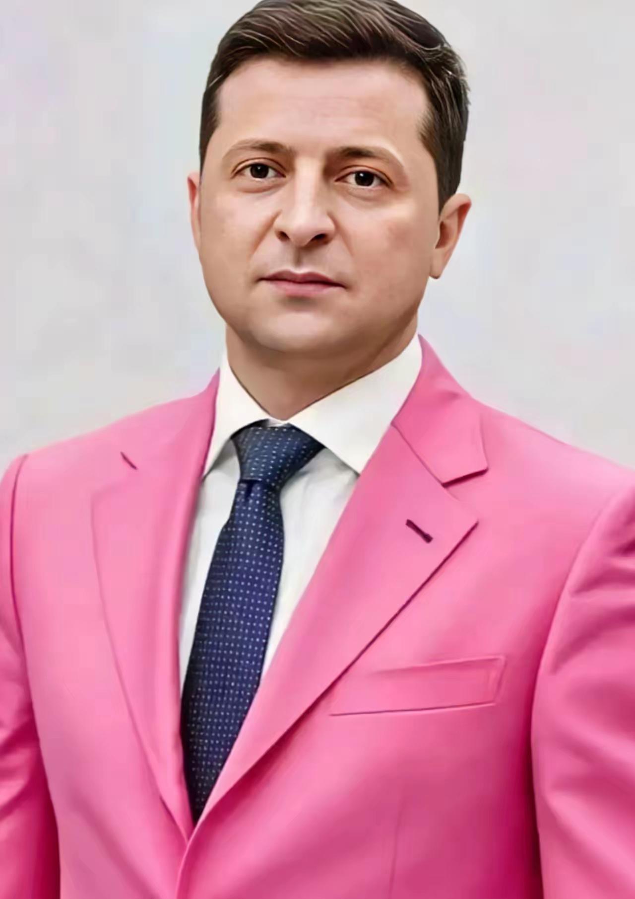 8比1的兵力悬殊，5公里的最后通道还被炮火覆盖，红军城的乌军太难了！
 
坚守数