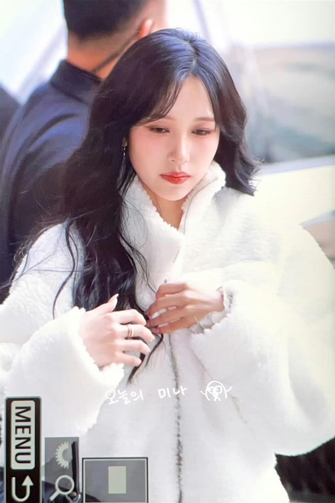 投稿：Mina名井南，以为是什么名贵皮草其实是几百块的耐克外套 