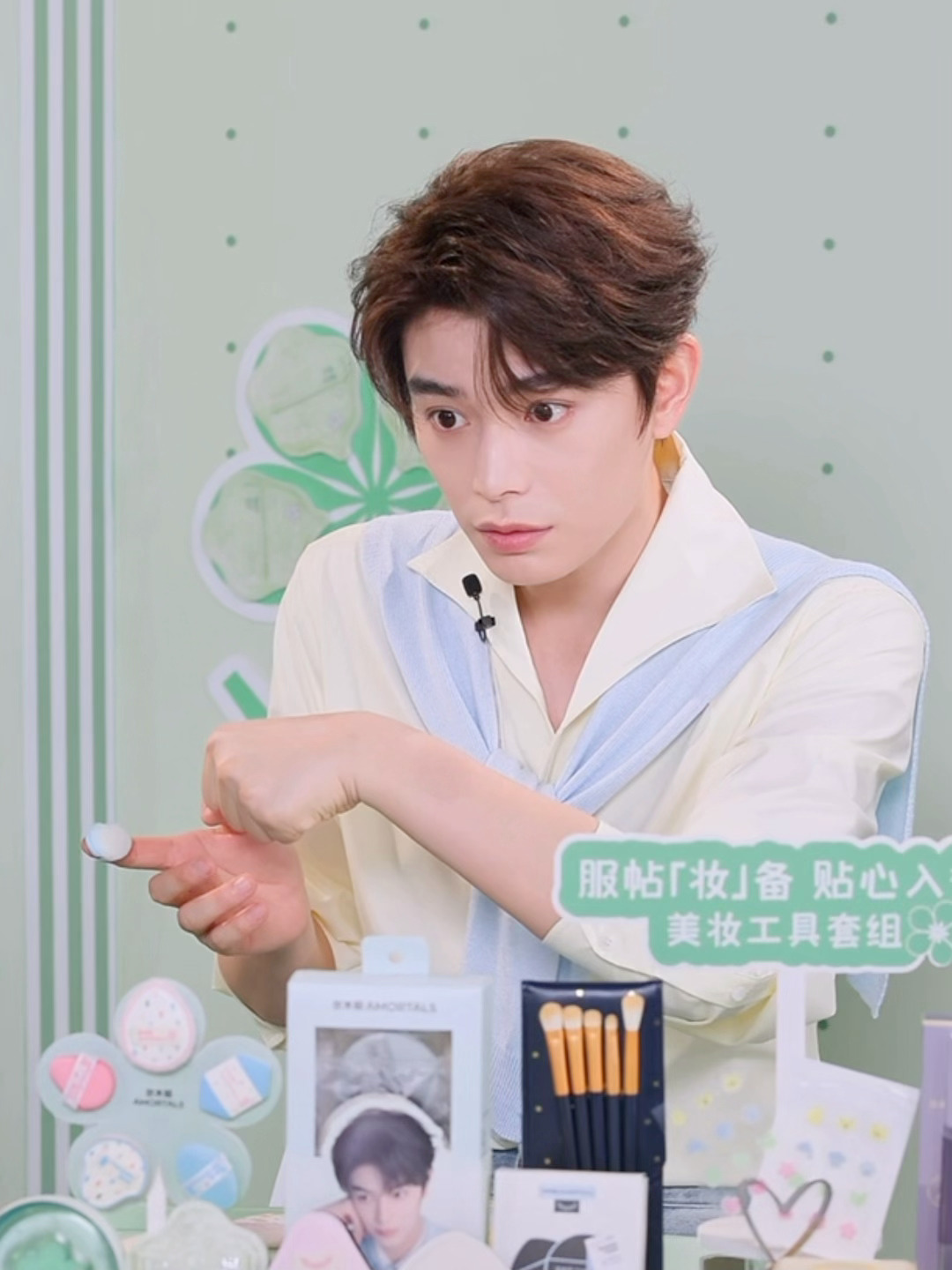 太萌了这小玩意谁研究的呢！！喜形于色！ ​​​