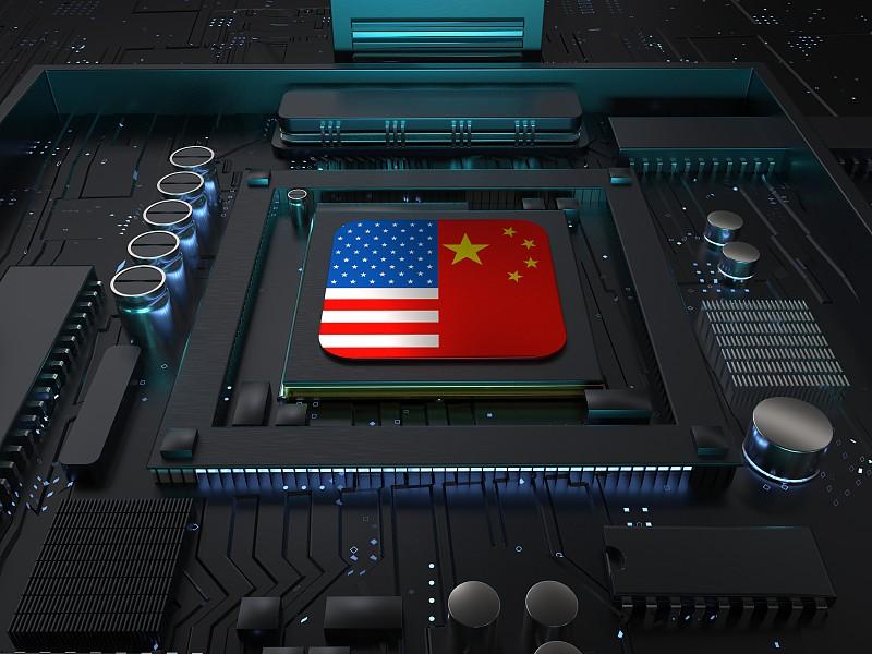 中美科技竞争加剧，美国的做法尽显霸权本质。它胁迫35国在中美AI竞争中选边站队，