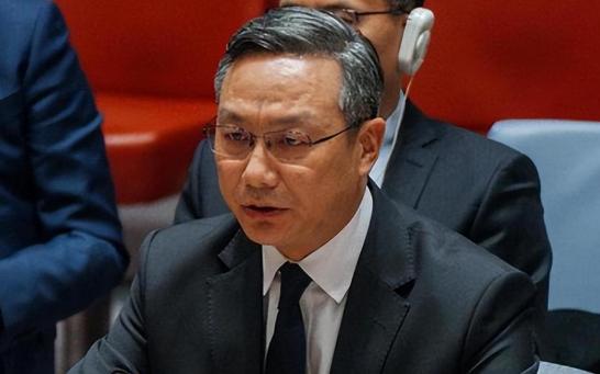 联合国会场，172个国家的代表屏息凝神。中国常驻联合国副代表孙磊站上发言台，开口