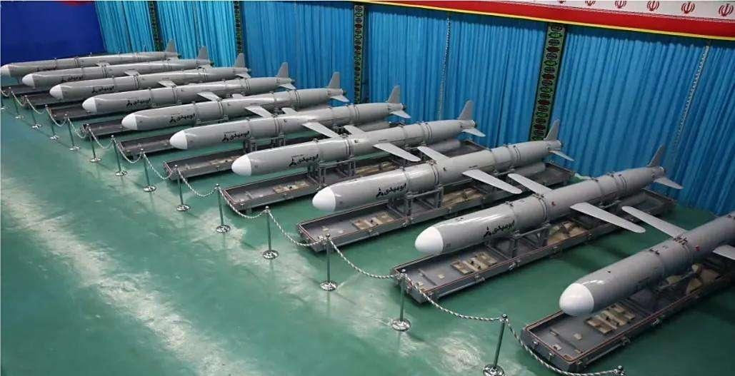 高，实在是高！

打了七十几轮，弹药还没见底？

这事儿越想越不对劲。

从第一