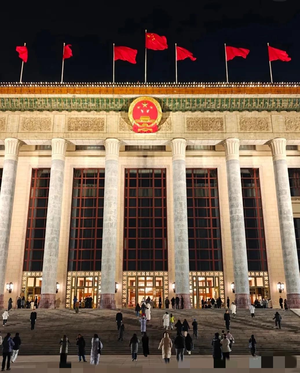 2026全国两会调查结果出来了

老百姓最关心的就这几件事。

排在前面的还是民