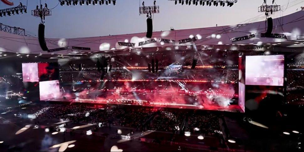 张杰致鸟巢超越自己的自己张杰完成鸟巢16场破纪录巡演后写下手写信笺，以轻舟已过万