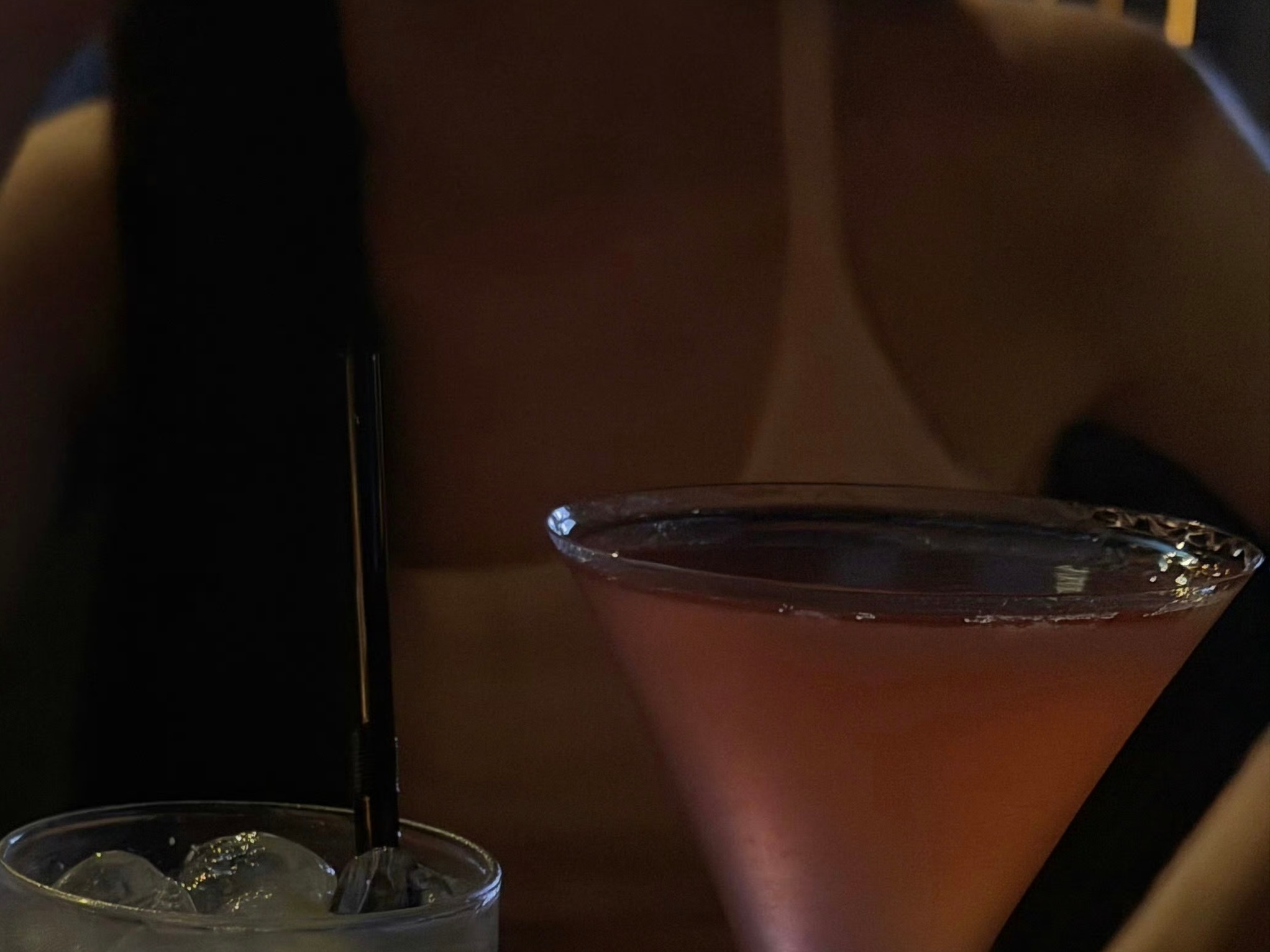 和那个女人 虚度时光🥃🍸…… 龙港